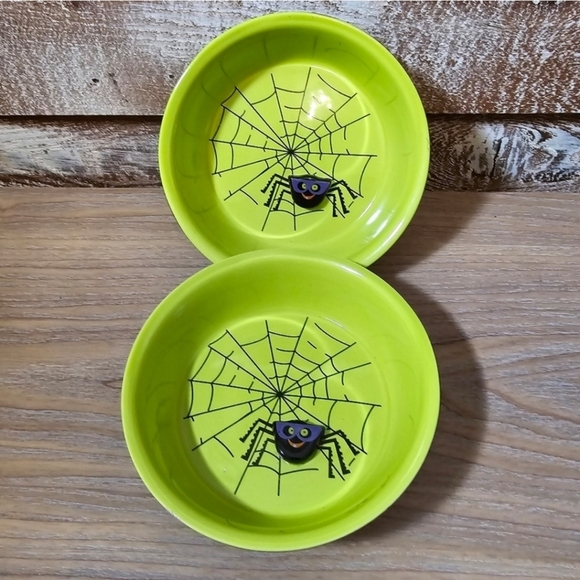 Hallmark scary spider Halloween 2 bowls  euc - Picture 3 of 6
